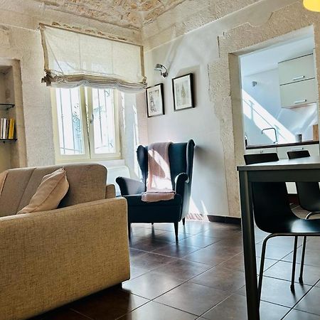 マルティナ・フランカA Casa Di Lauraアパートメント エクステリア 写真